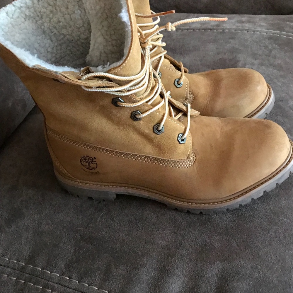 Women’s size 9 Timberlan boots